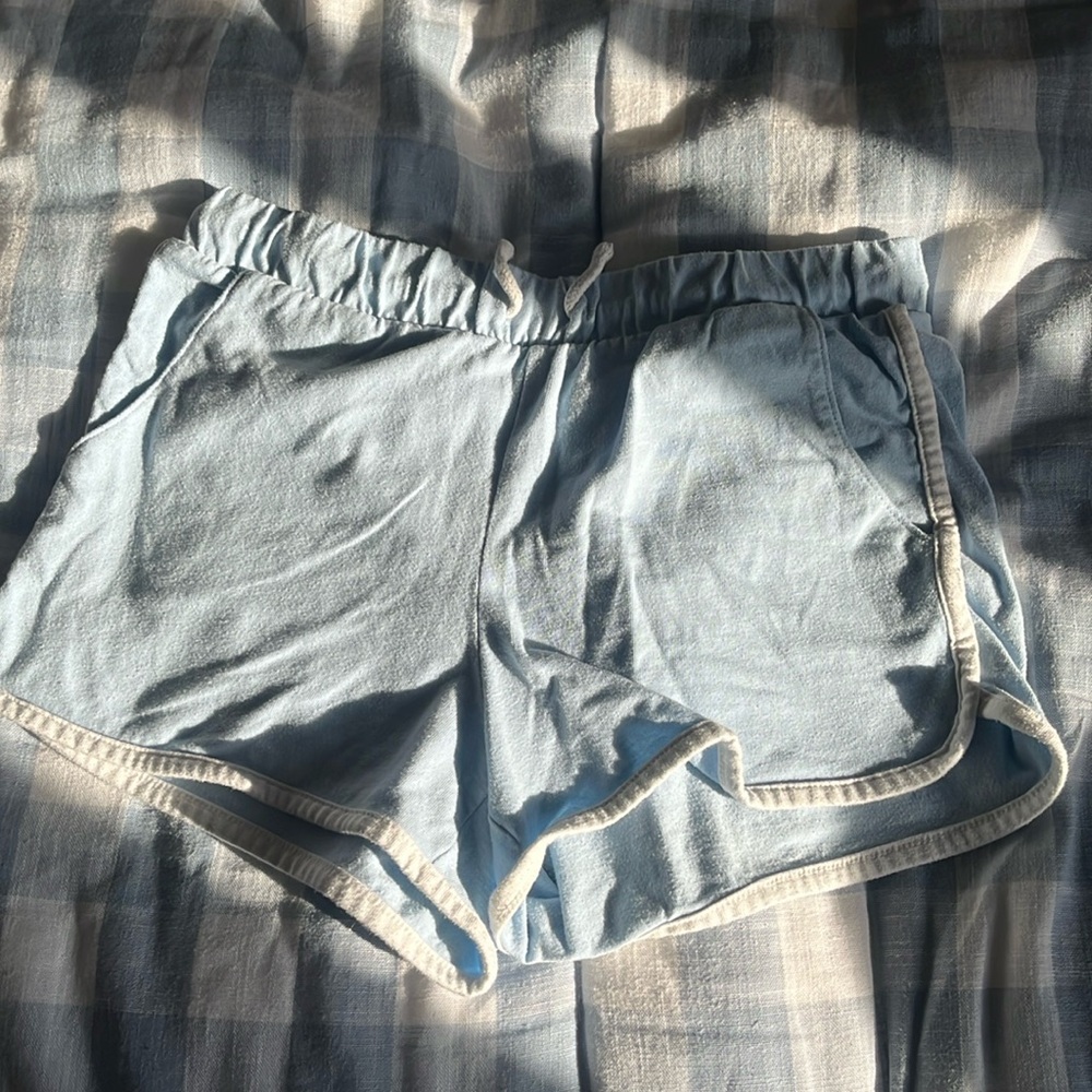 Kids Girls Old Navy fabric short in pale blue.